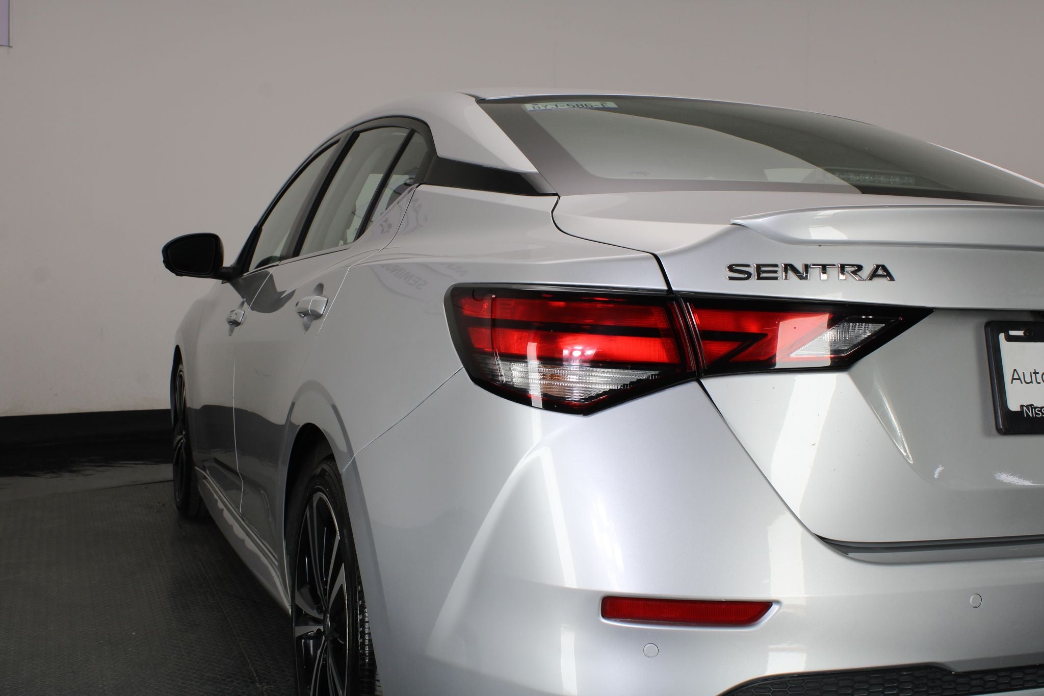 2023 Nissan Sentra 2.0 SR At