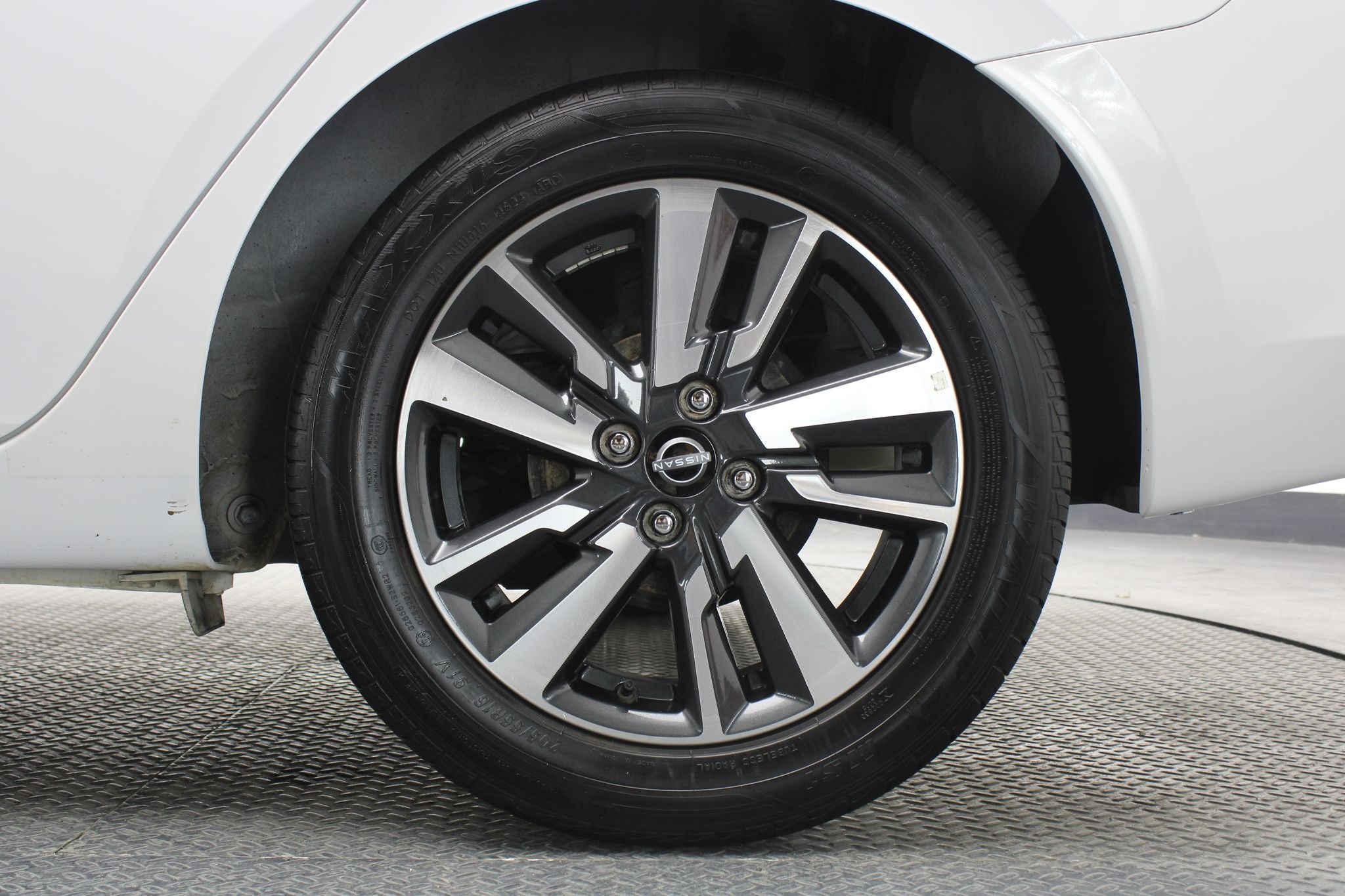 2024 Nissan Versa 1.6 Advance At