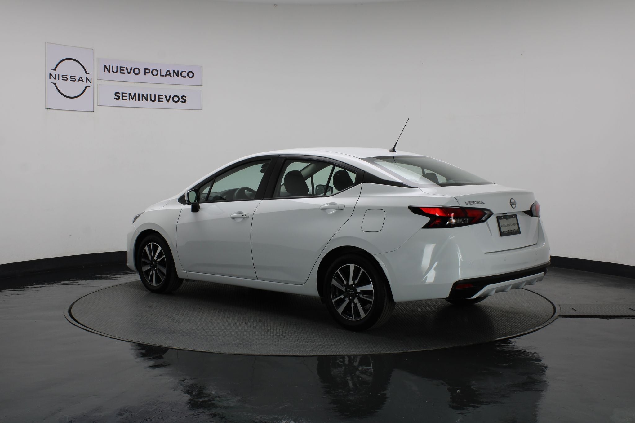 2024 Nissan Versa 1.6 Advance At