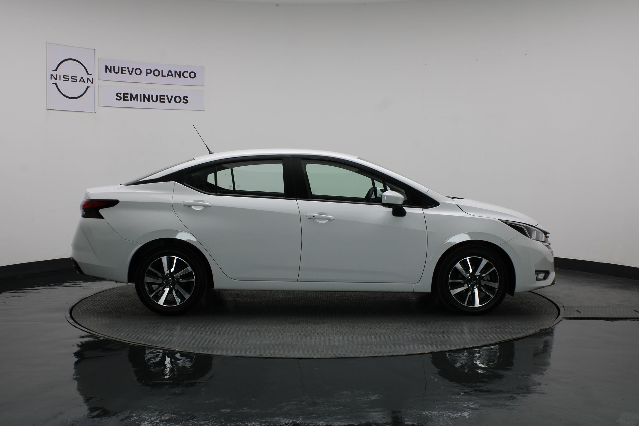 2024 Nissan Versa 1.6 Advance At