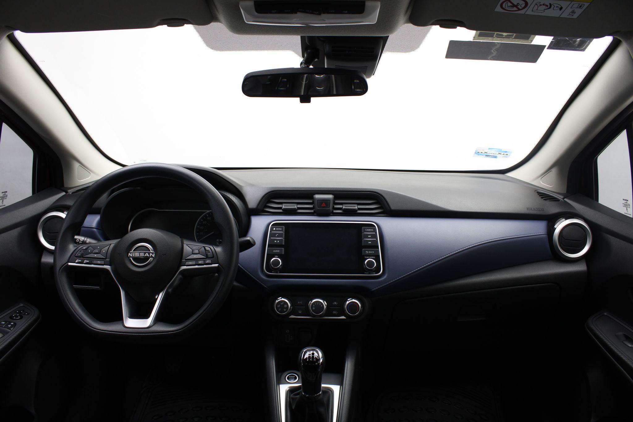 2023 Nissan Versa 1.6 Advance Mt