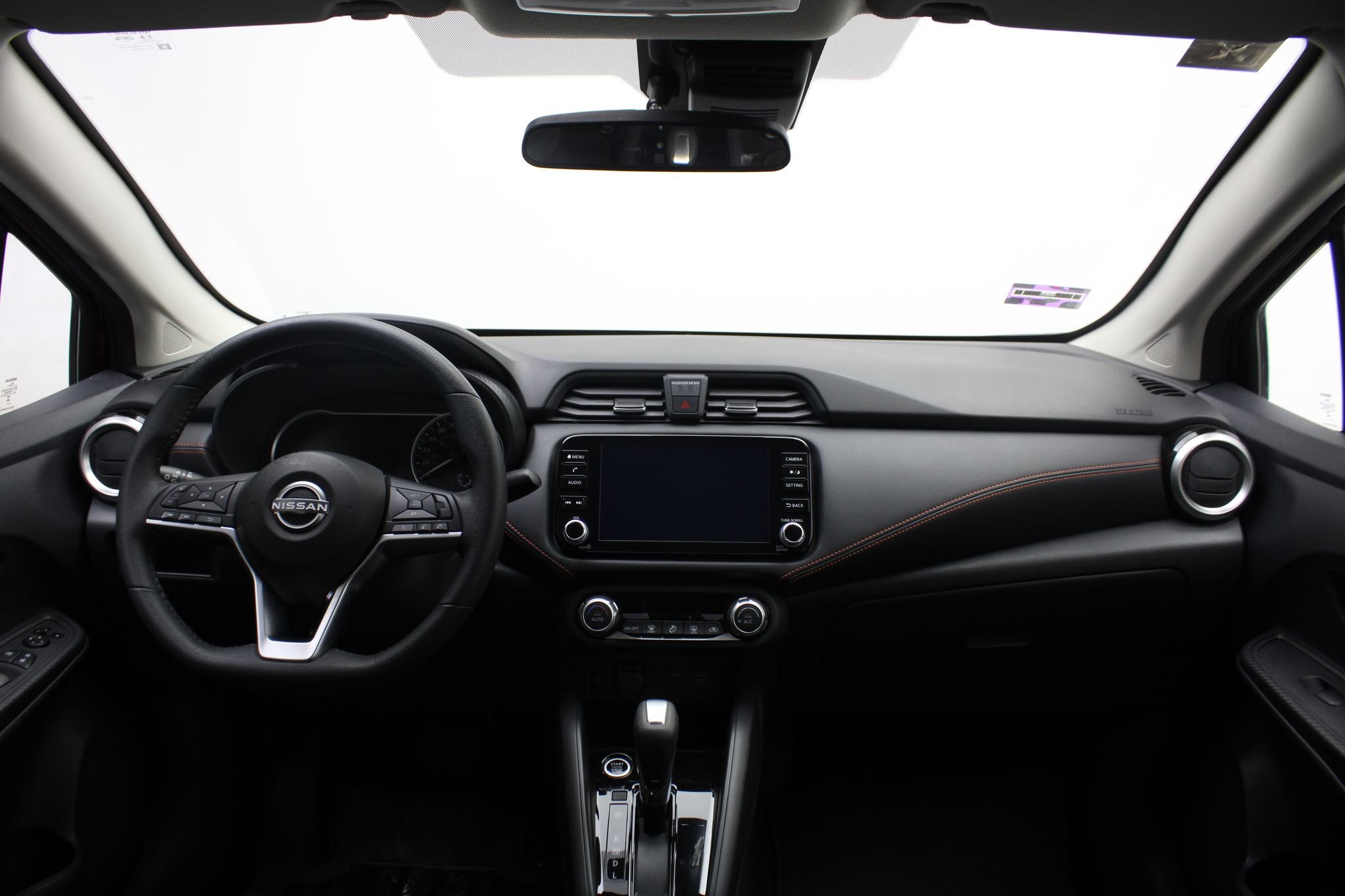 2025 Nissan Versa 1.6 SR At