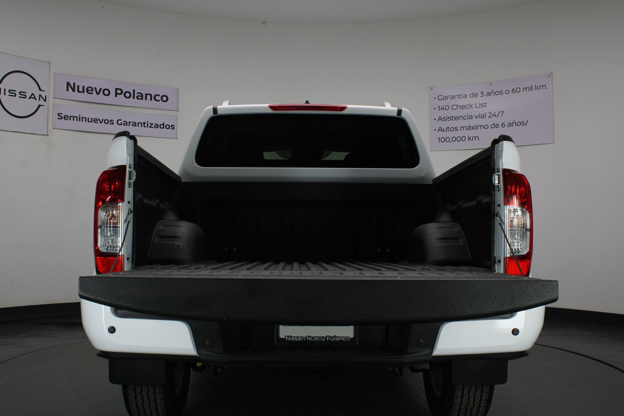2025 Nissan Frontier 2.5 Doble Cabina LE 4x2 Mt