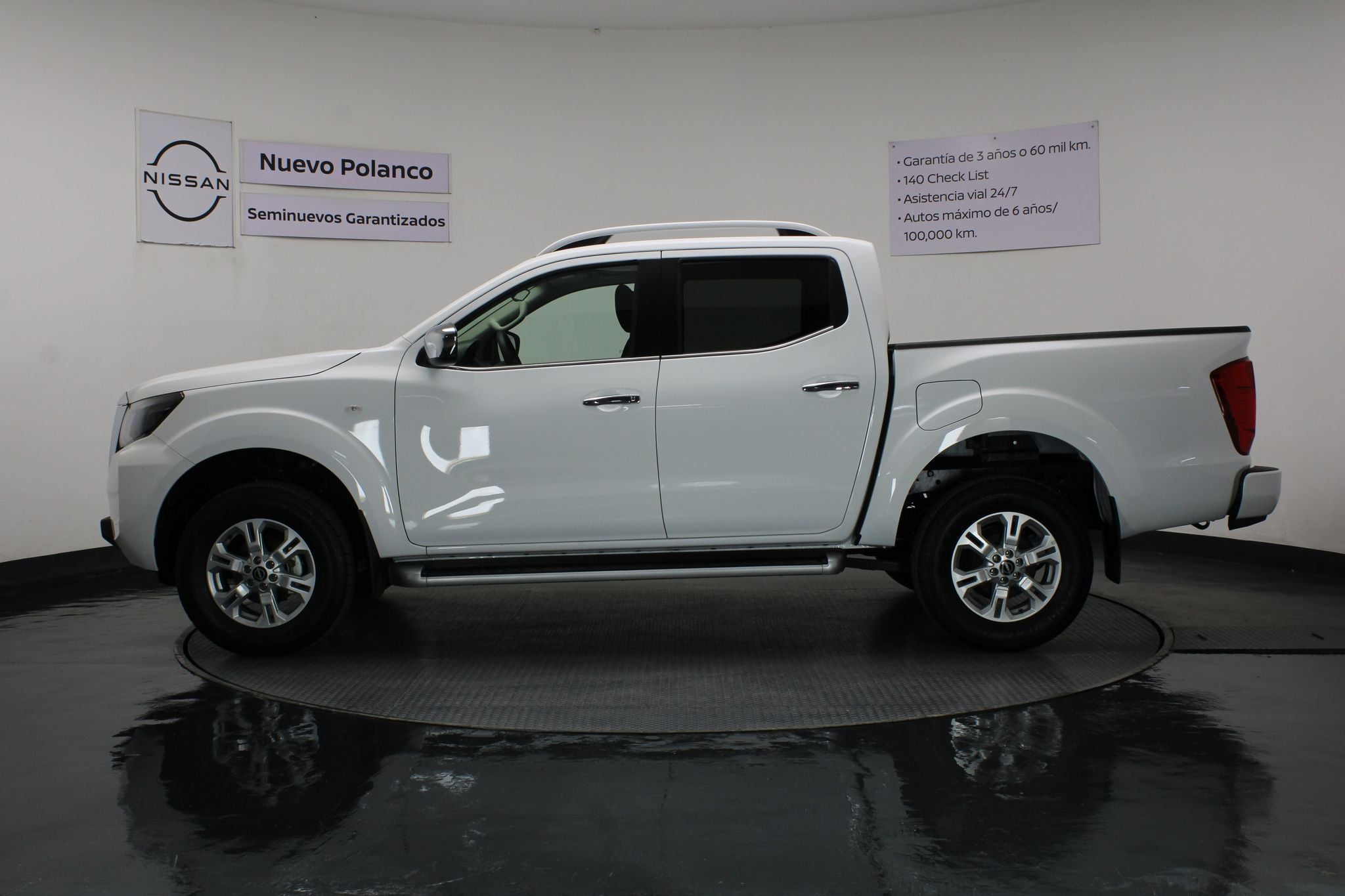 2025 Nissan Frontier 2.5 Doble Cabina LE 4x2 Mt