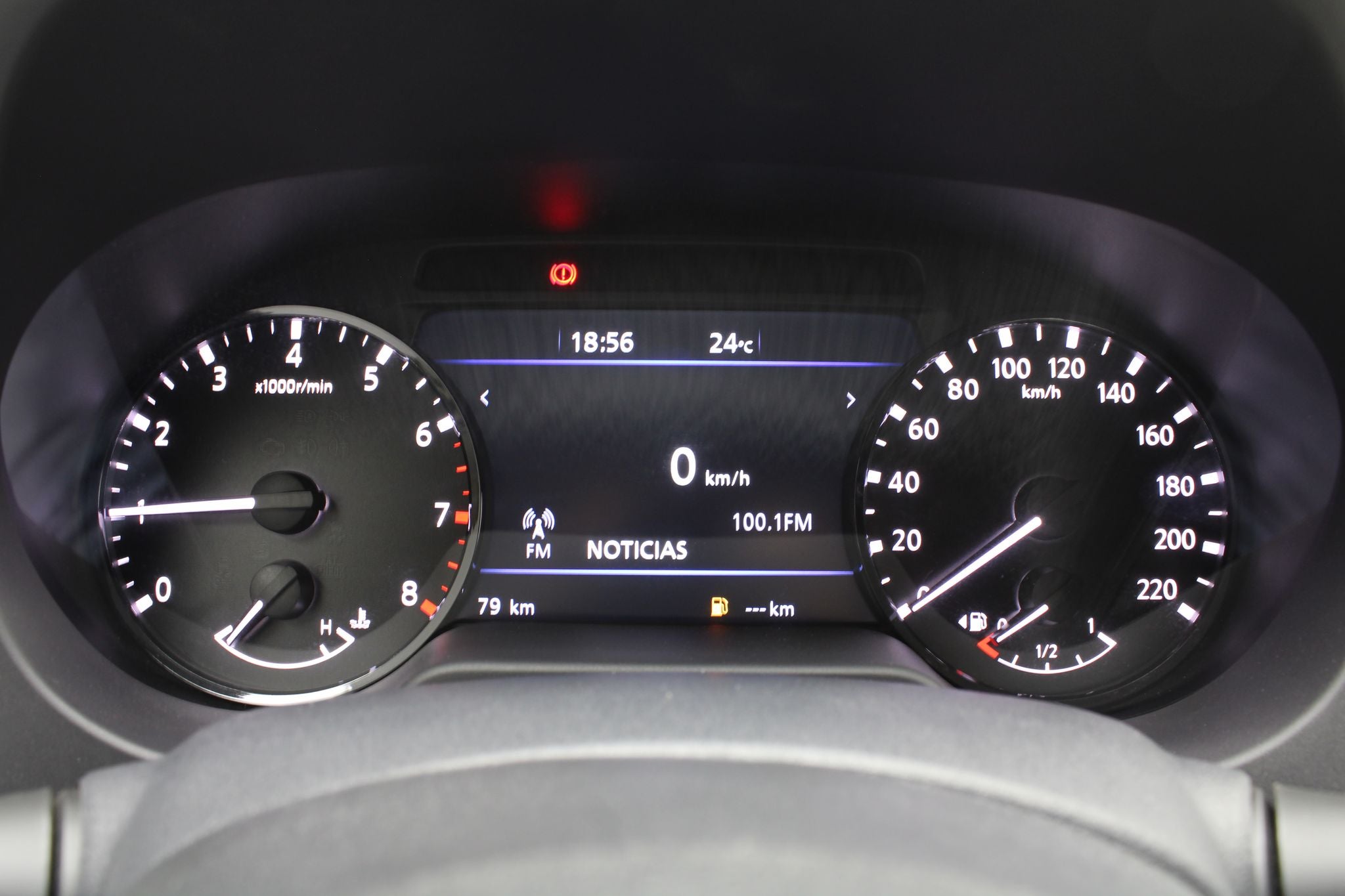 2025 Nissan Frontier 2.5 Doble Cabina LE 4x2 Mt