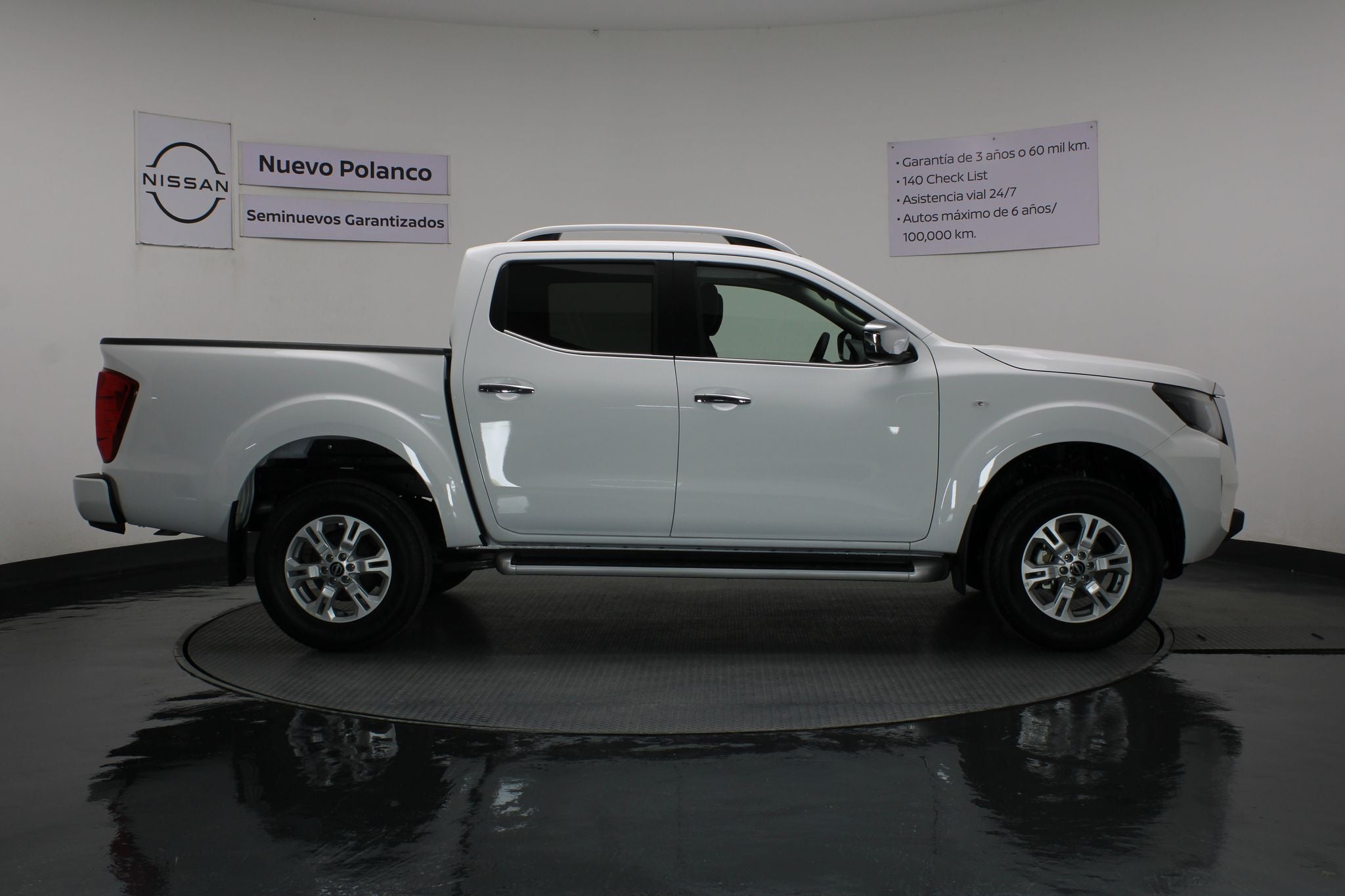 2025 Nissan Frontier 2.5 Doble Cabina LE 4x2 Mt