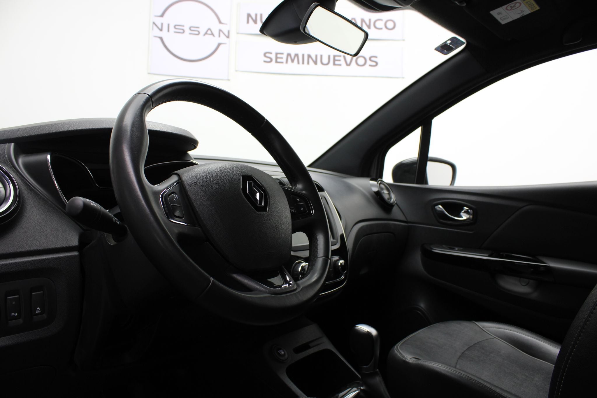 2021 Renault Captur 2.0 Iconic Piel At