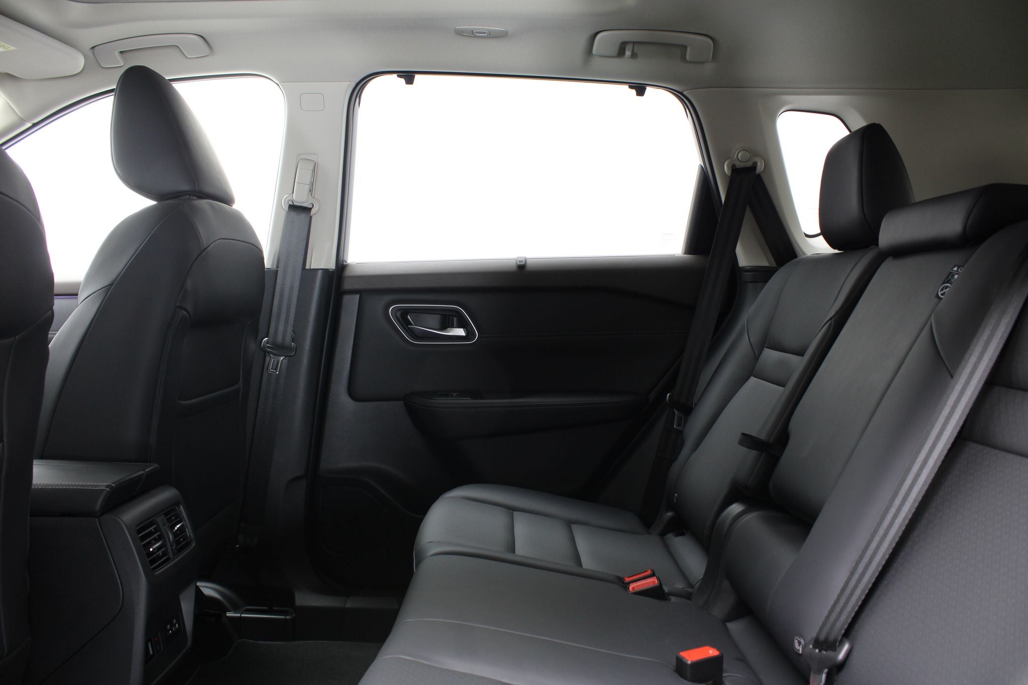 2025 Nissan X-Trail 2.5 Platinum Plus 2F At