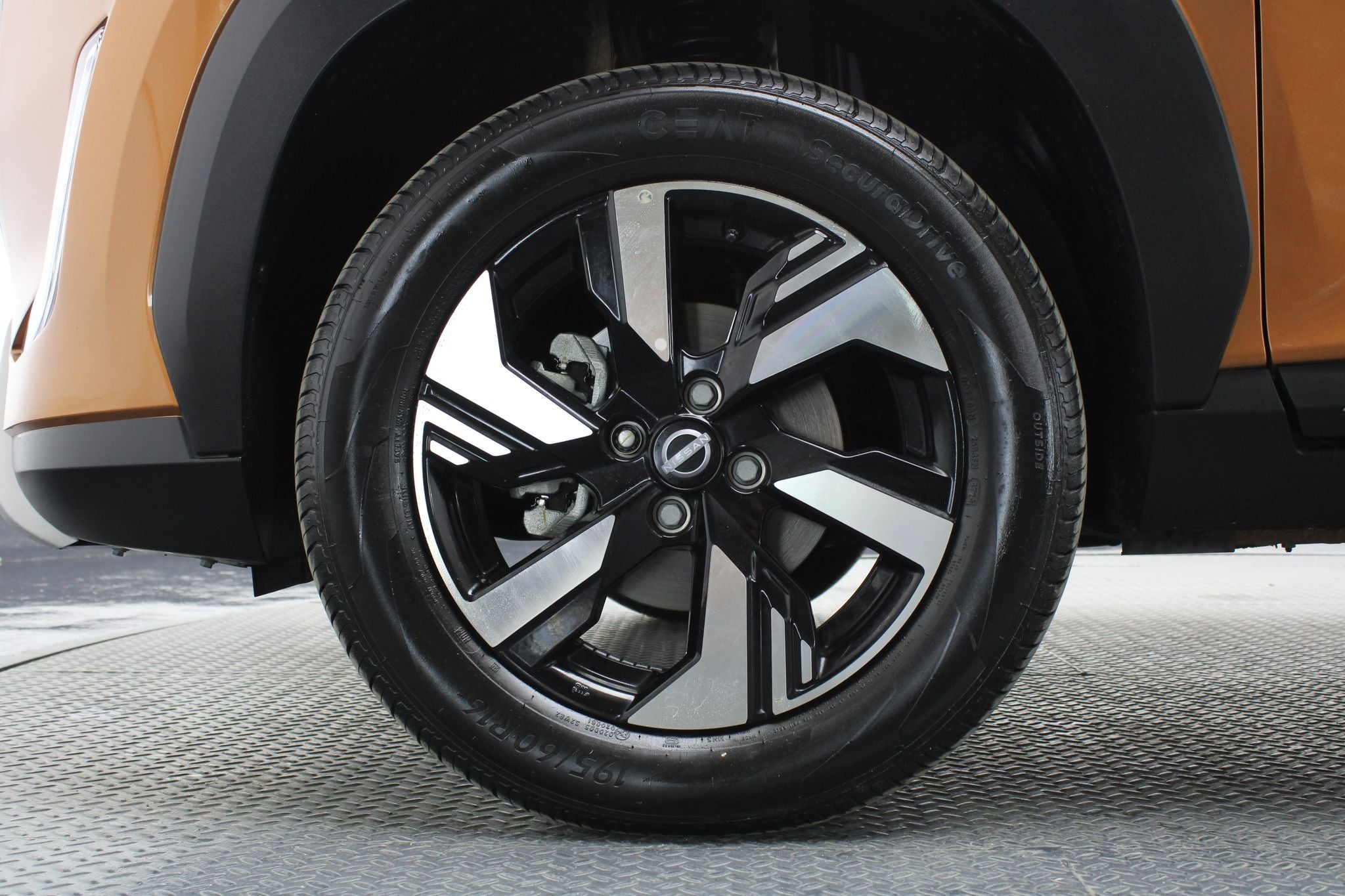 2025 Nissan Magnite 1.0 Exclusive At