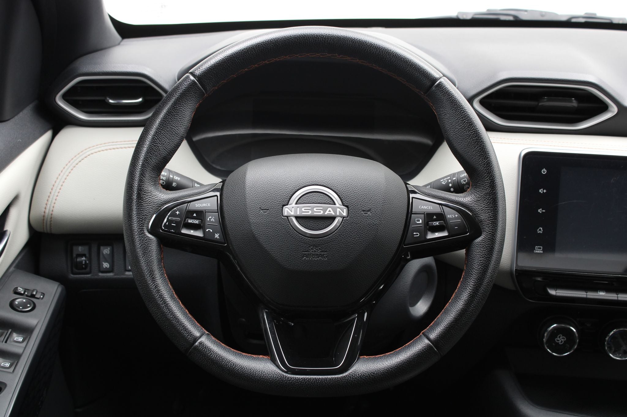 2025 Nissan Magnite 1.0 Exclusive At