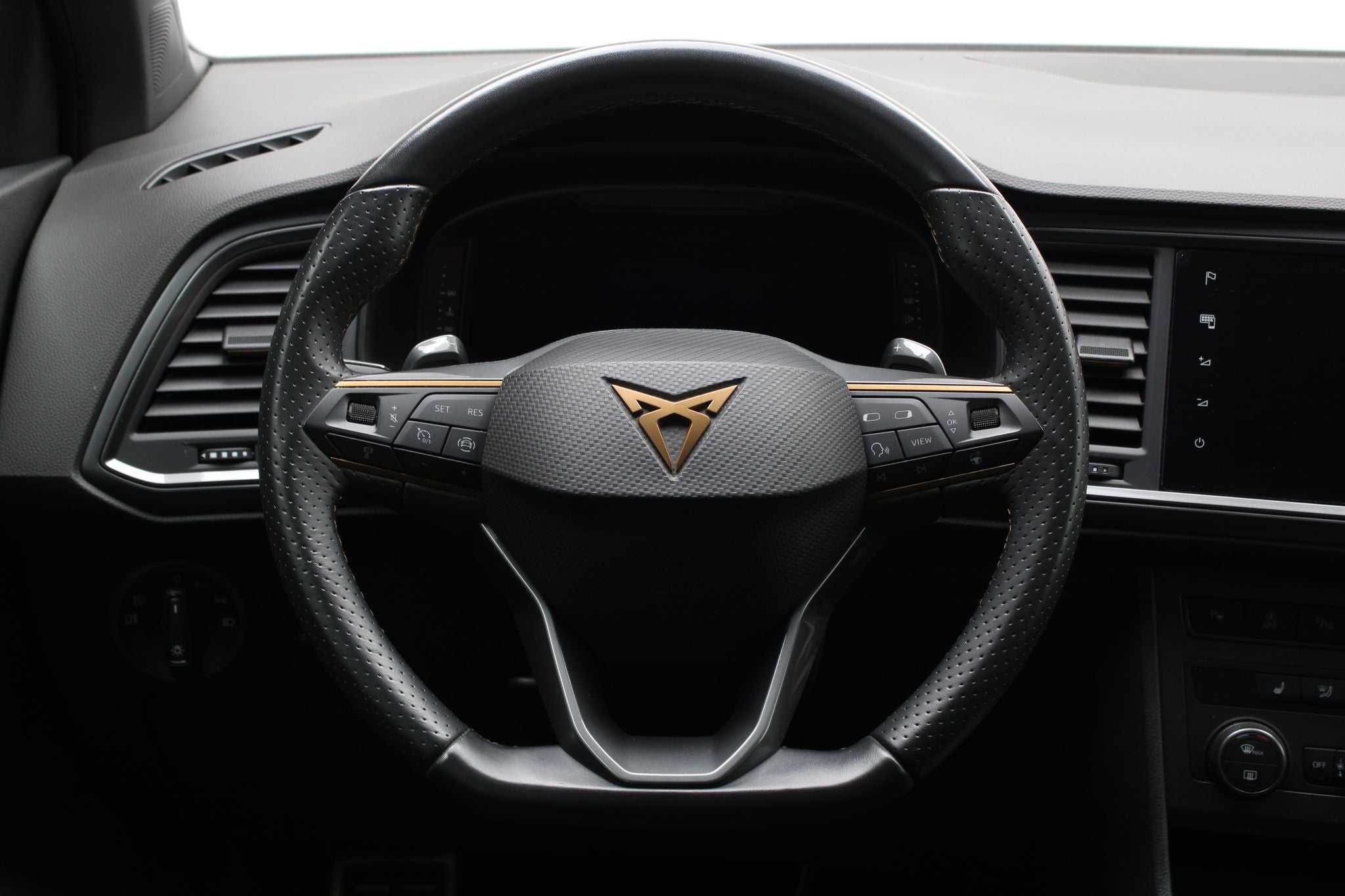 2023 Cupra Ateca 2.0 300HP At